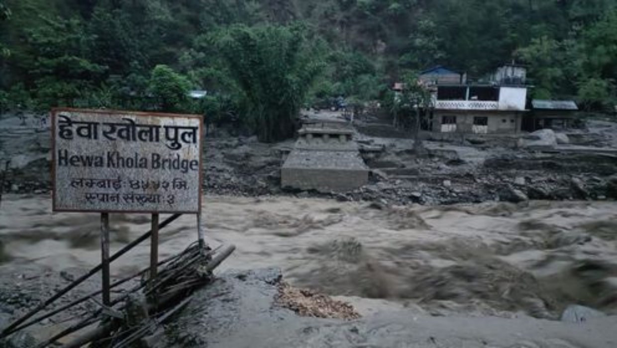 अझै जडान भएन हेवा खोलामा ‘बेलिब्रिज’